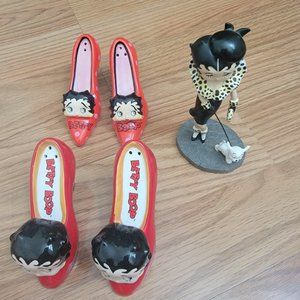 Betty boop salt & pepper  shoes